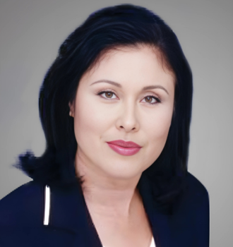 Akimi Sue Mallin (R)